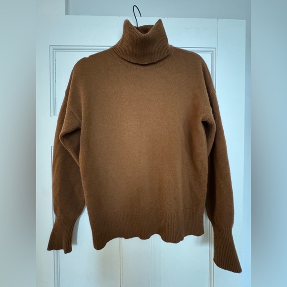 Theory Cashmere Drop Shoulder Turtleneck Sweater - Picture 2 of 5